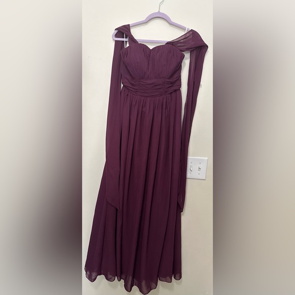 Prom/formal Gown Size Small - Picture 5 of 9